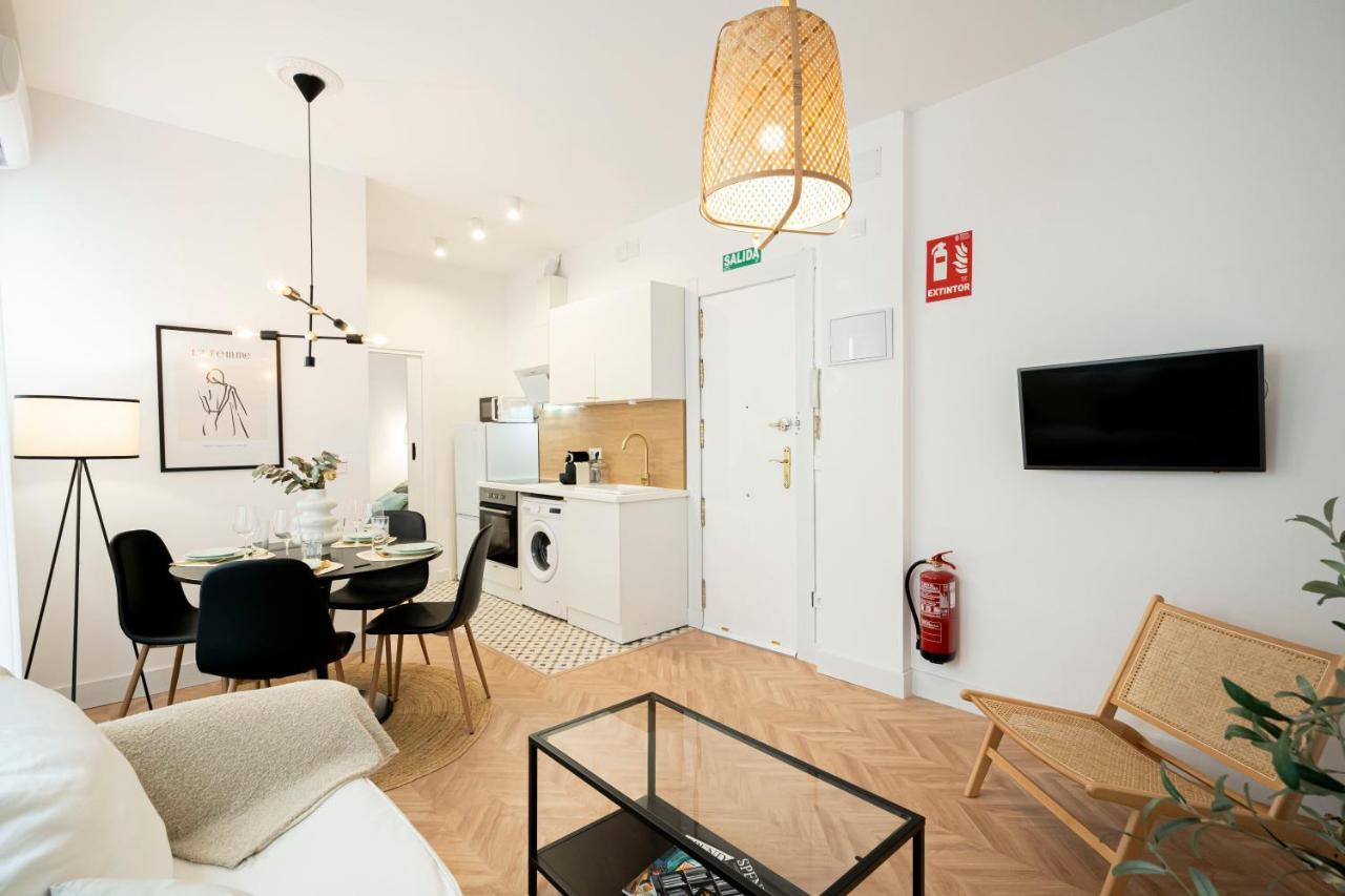 For You Rentals Apartamento Temporal Delicias Madrid Ccr9 Exterior photo